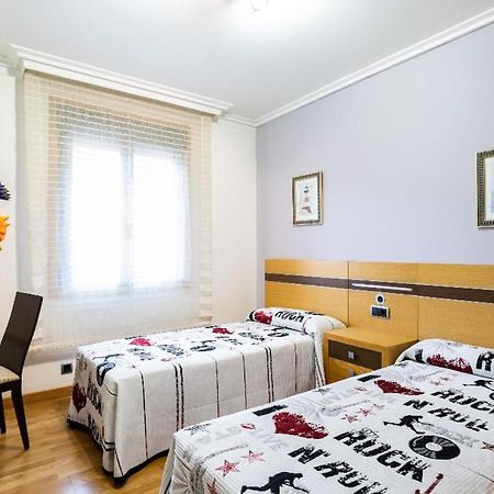 Piso Vacacional En La Playa De Rodeira Apartment Cangas do Morrazo Luaran gambar