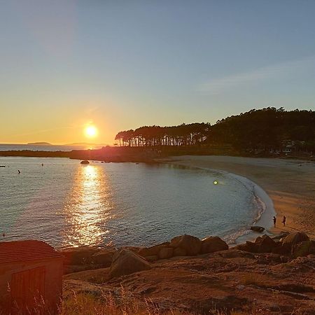 Piso Vacacional En La Playa De Rodeira Apartment Cangas do Morrazo Luaran gambar